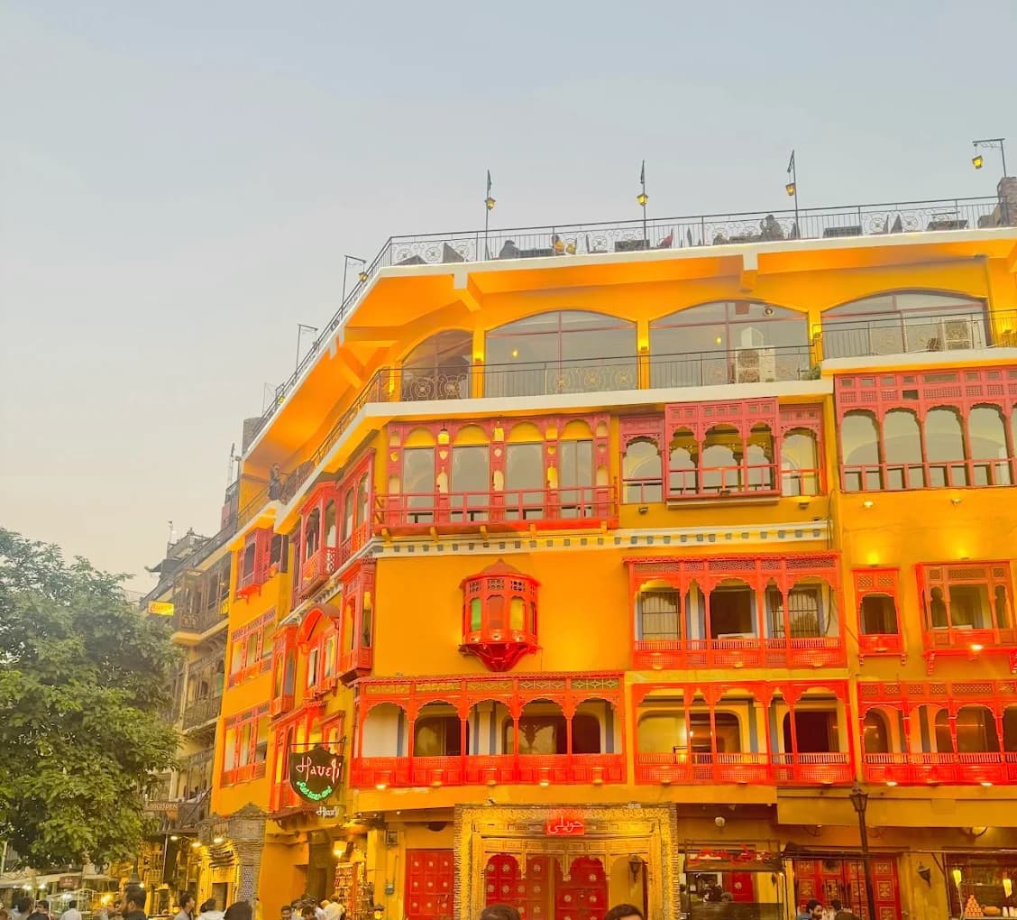 Cooco's Den Lahore - Main Entrance & Ambiance